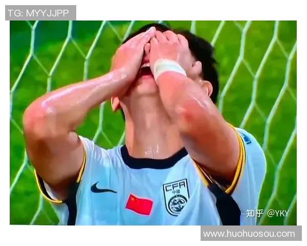 足球明星因伤离场影响球队士气球迷心痛不已赛事前景堪忧